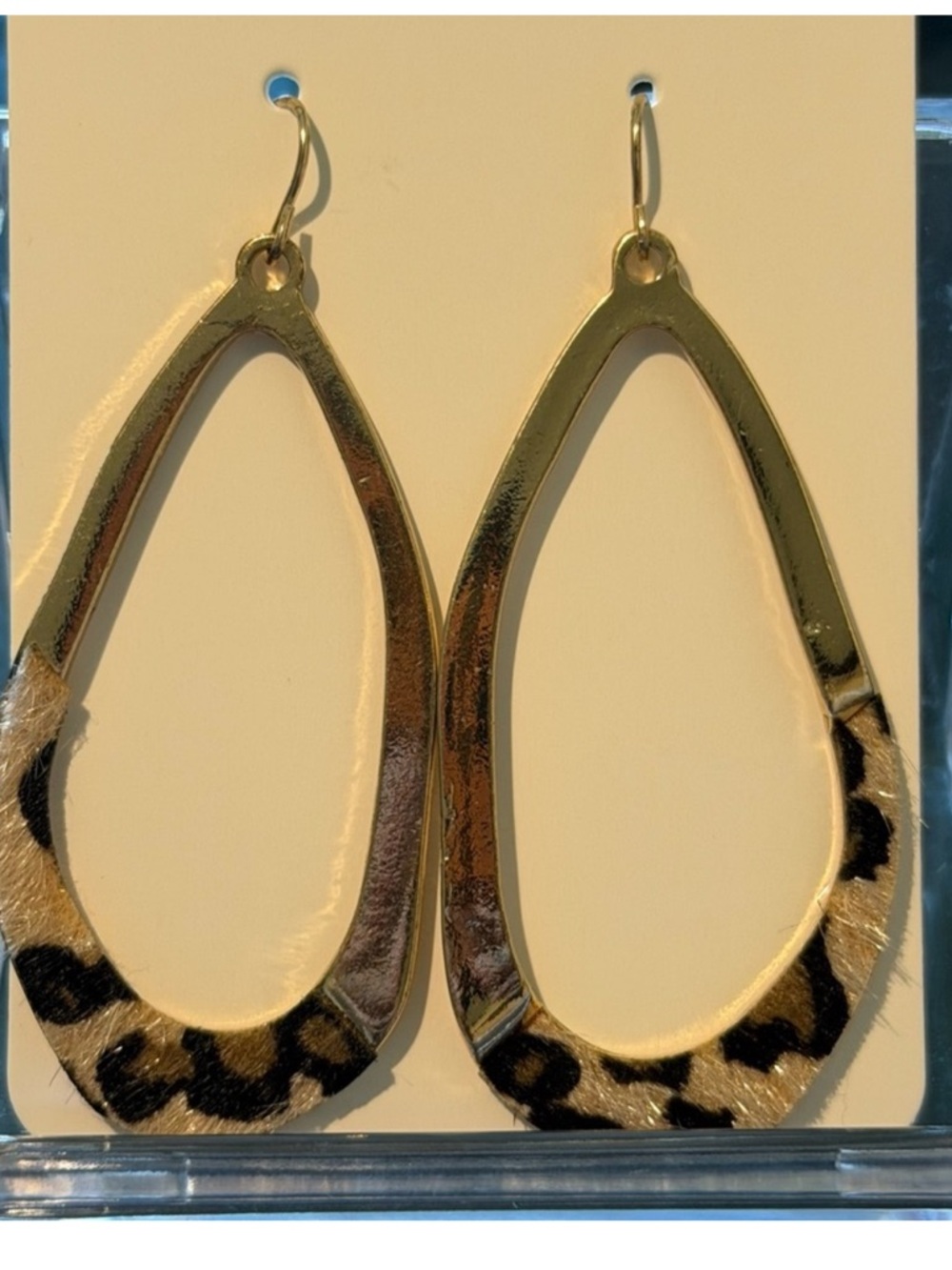 Choose your earrings - Picture 6 of 15
